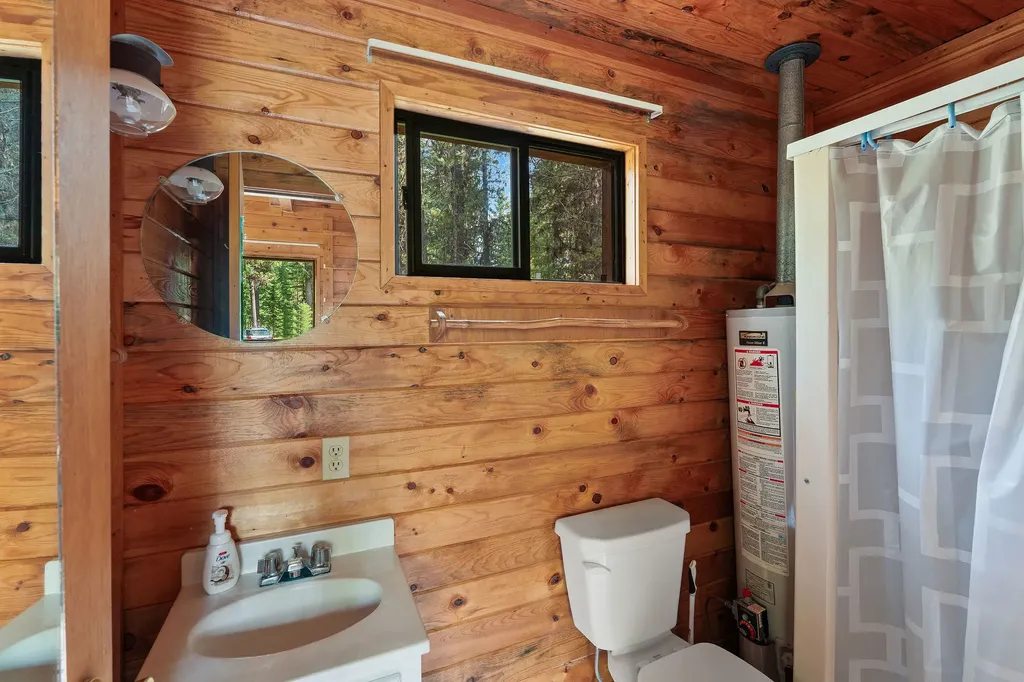 14000 North Fork Road Polebridge MT 59928