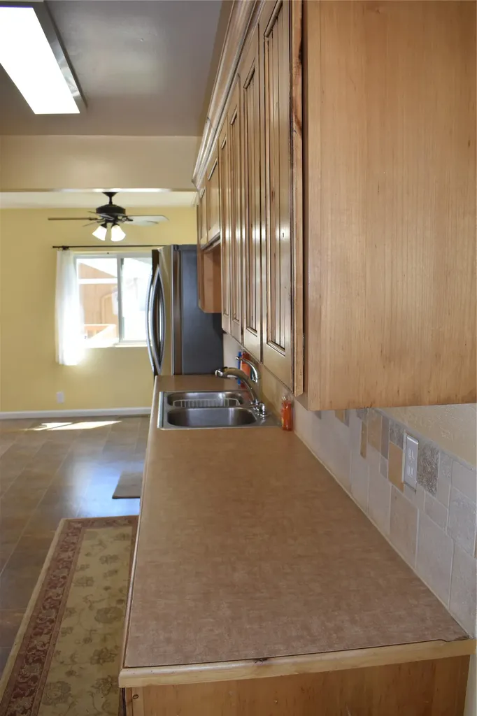 908 Turner Avenue Shelby MT 59474