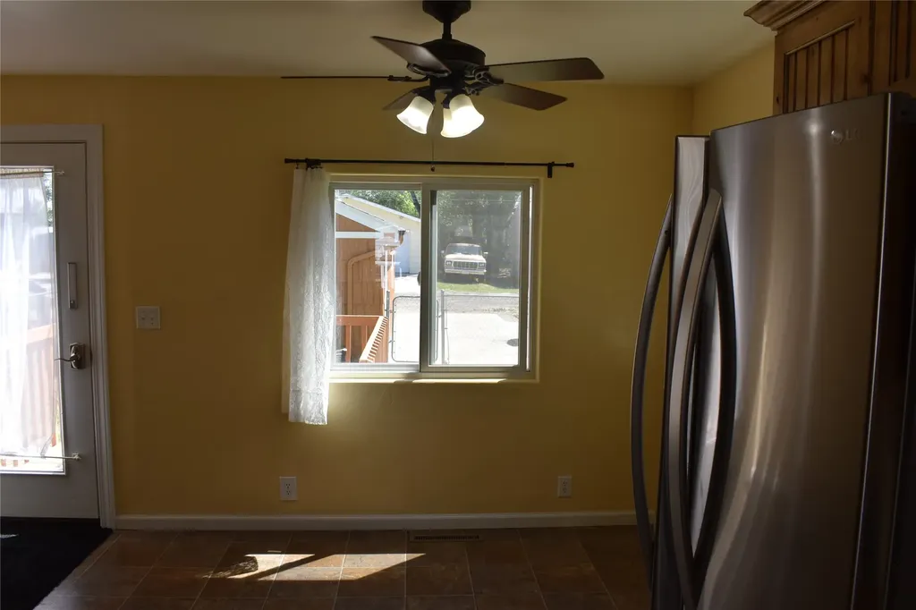 908 Turner Avenue Shelby MT 59474