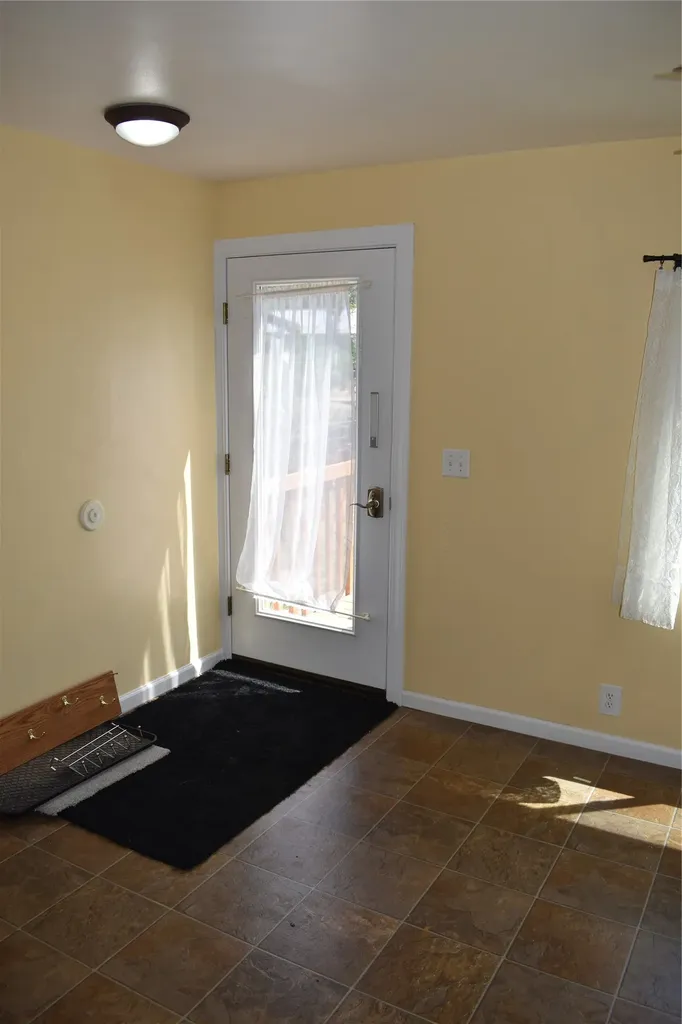 908 Turner Avenue Shelby MT 59474