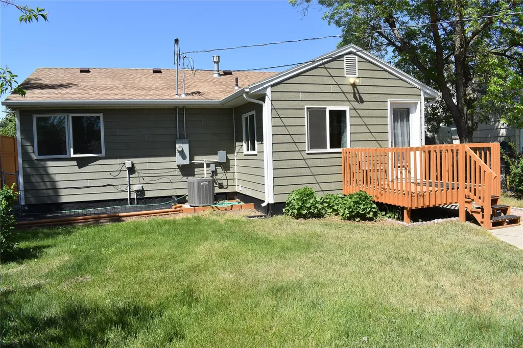 908 Turner Avenue Shelby MT 59474