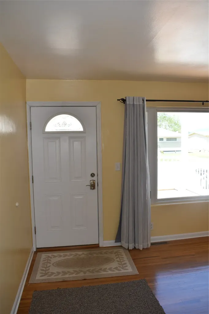 908 Turner Avenue Shelby MT 59474
