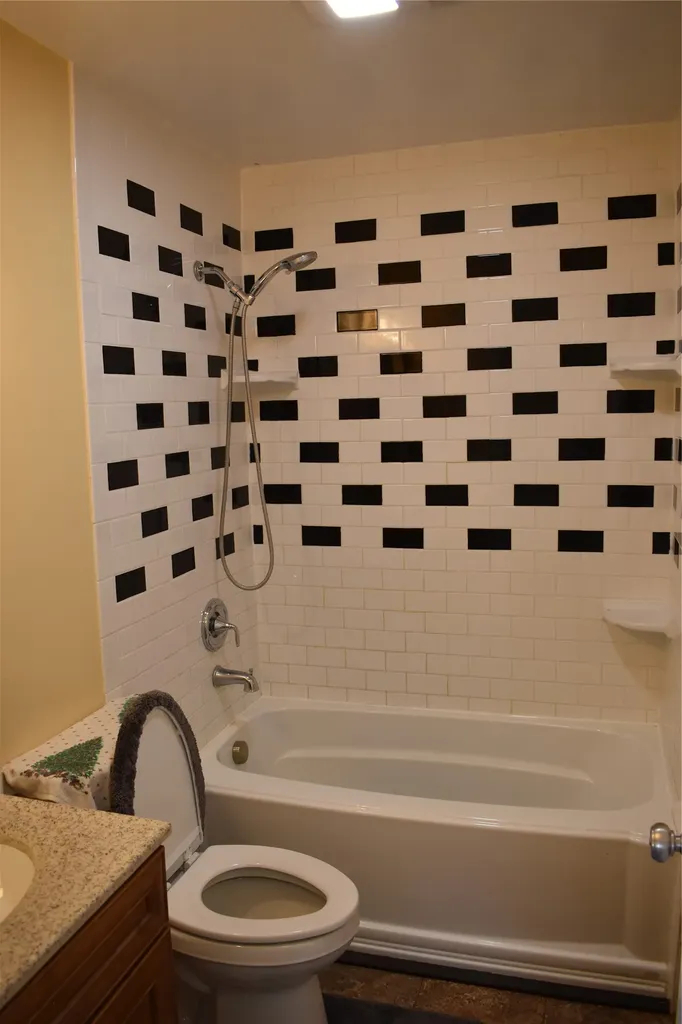 908 Turner Avenue Shelby MT 59474