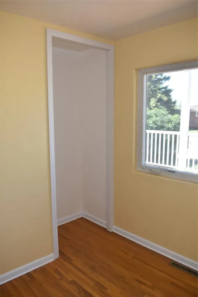 908 Turner Avenue Shelby MT 59474