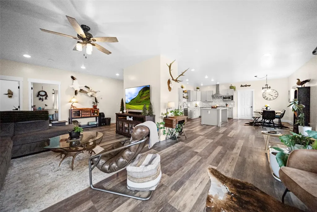 590 Red Hawk Lane Columbia Falls MT 59912