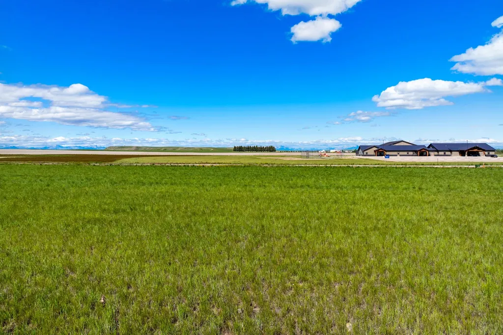 23 Country Squires Lane Fairfield MT 59436