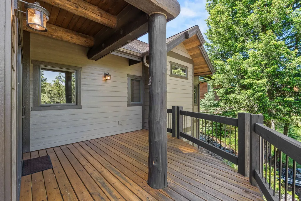 129 Bjork Drive Bigfork MT 59911
