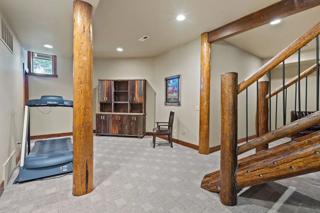 129 Bjork Drive Bigfork MT 59911