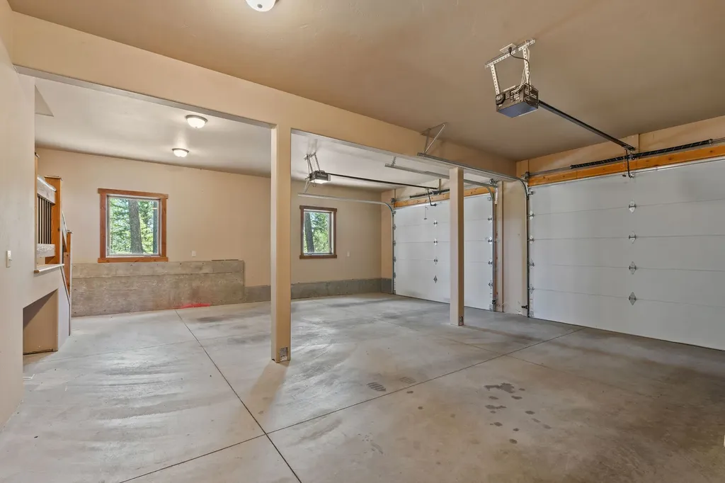129 Bjork Drive Bigfork MT 59911