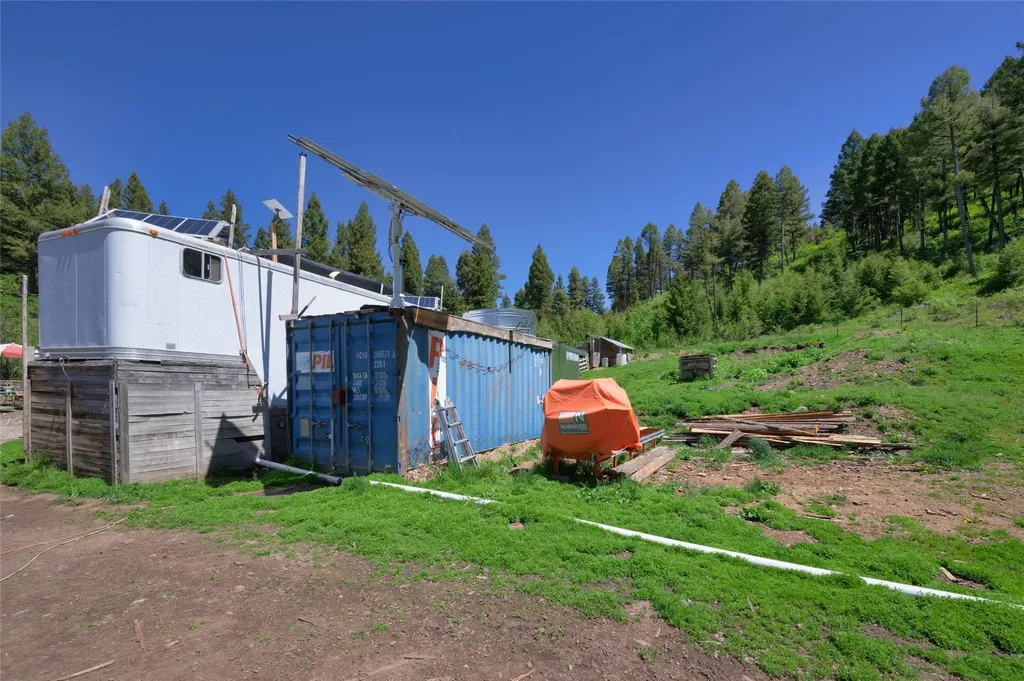 25575 Patter Spur Road Clinton MT 59825