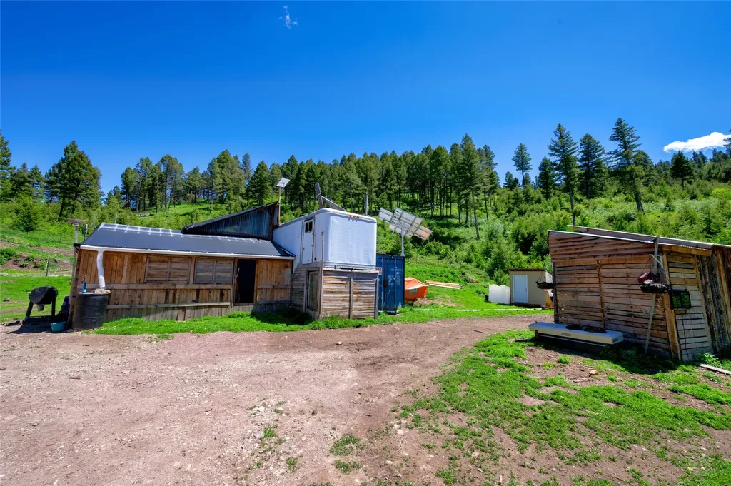 25575 Patter Spur Road Clinton MT 59825
