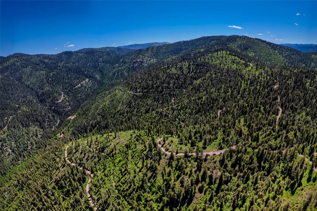25575 Patter Spur Road Clinton MT 59825