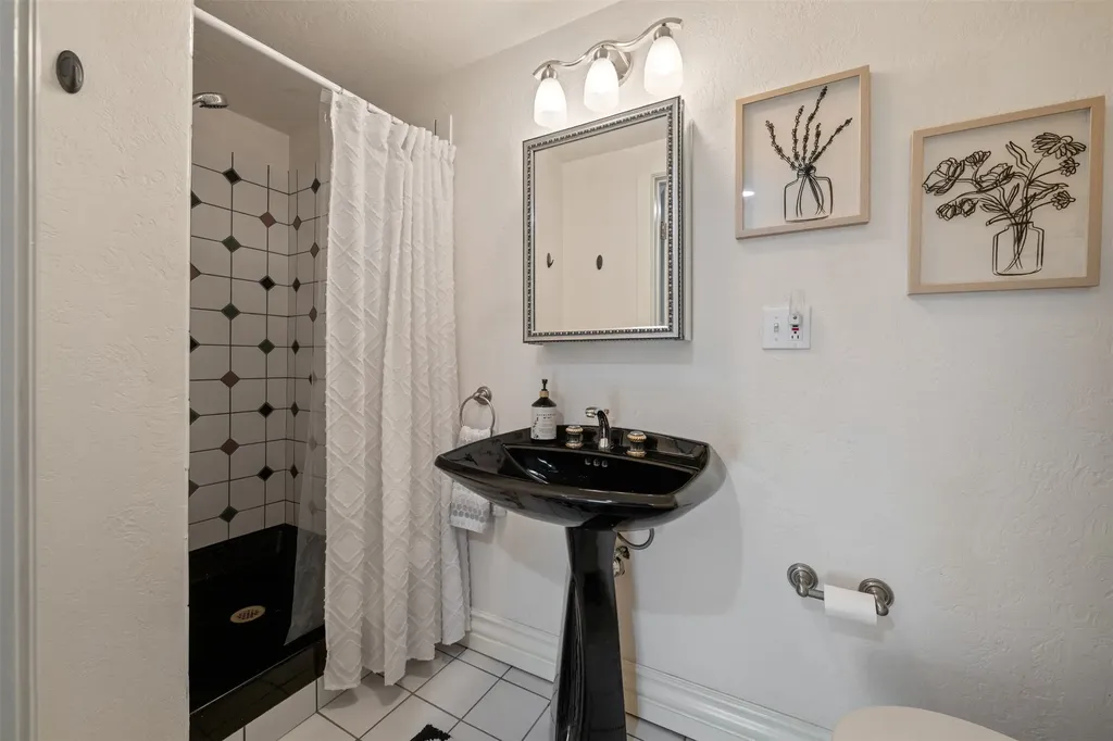40 N. Lake Drive Butte MT 59701