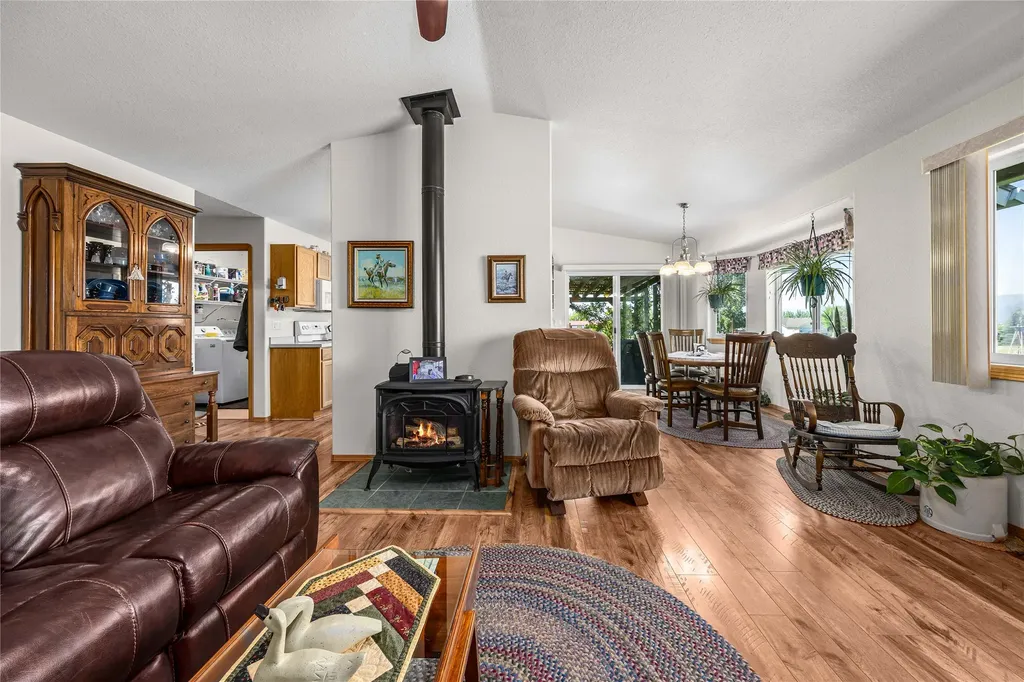 4704 Linhart Lane Stevensville MT 59870