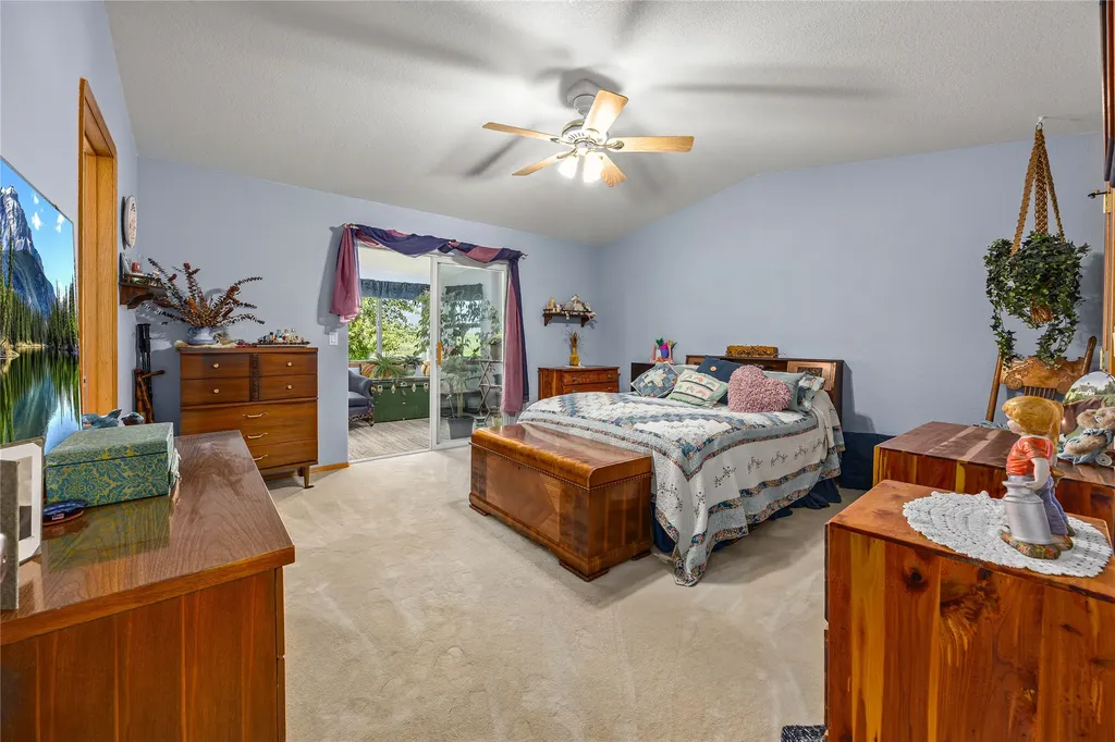 4704 Linhart Lane Stevensville MT 59870