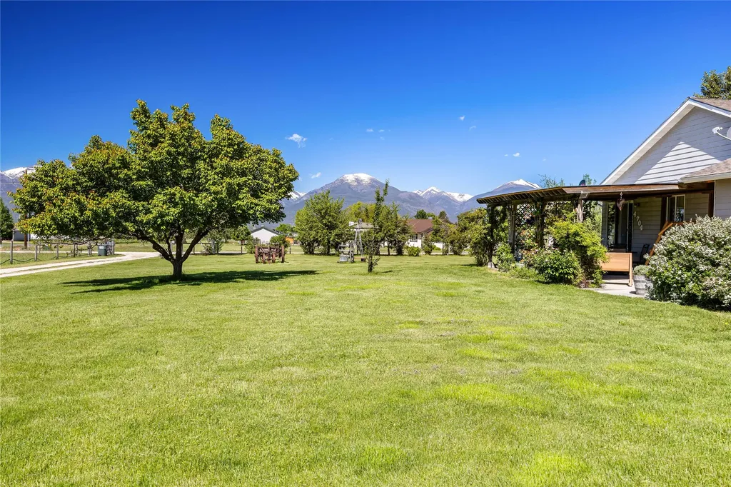4704 Linhart Lane Stevensville MT 59870