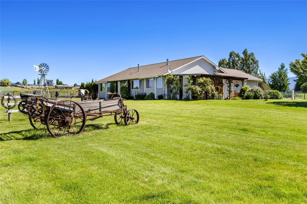 4704 Linhart Lane Stevensville MT 59870