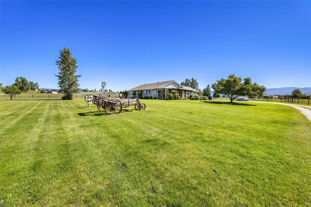 4704 Linhart Lane Stevensville MT 59870