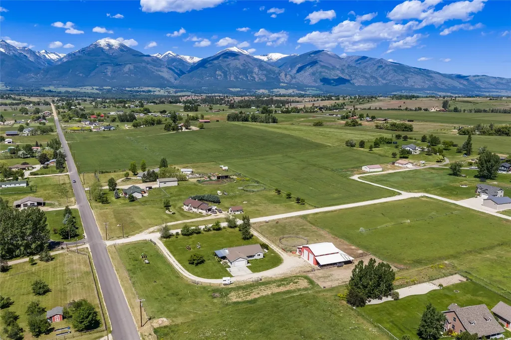 4704 Linhart Lane Stevensville MT 59870