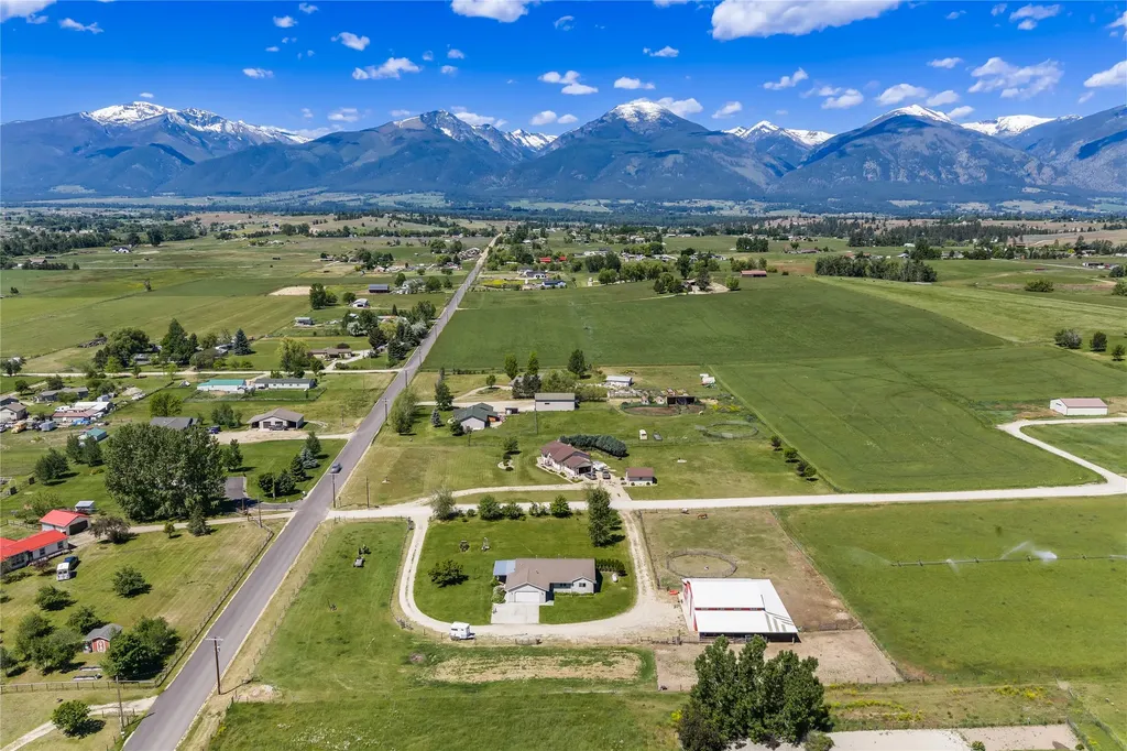 4704 Linhart Lane Stevensville MT 59870