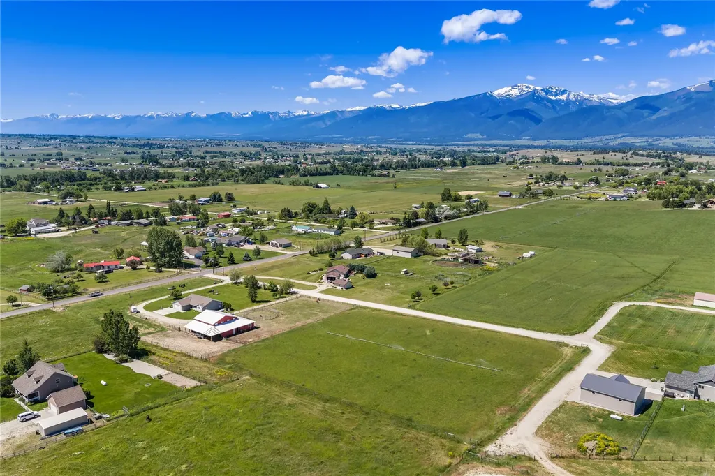 4704 Linhart Lane Stevensville MT 59870