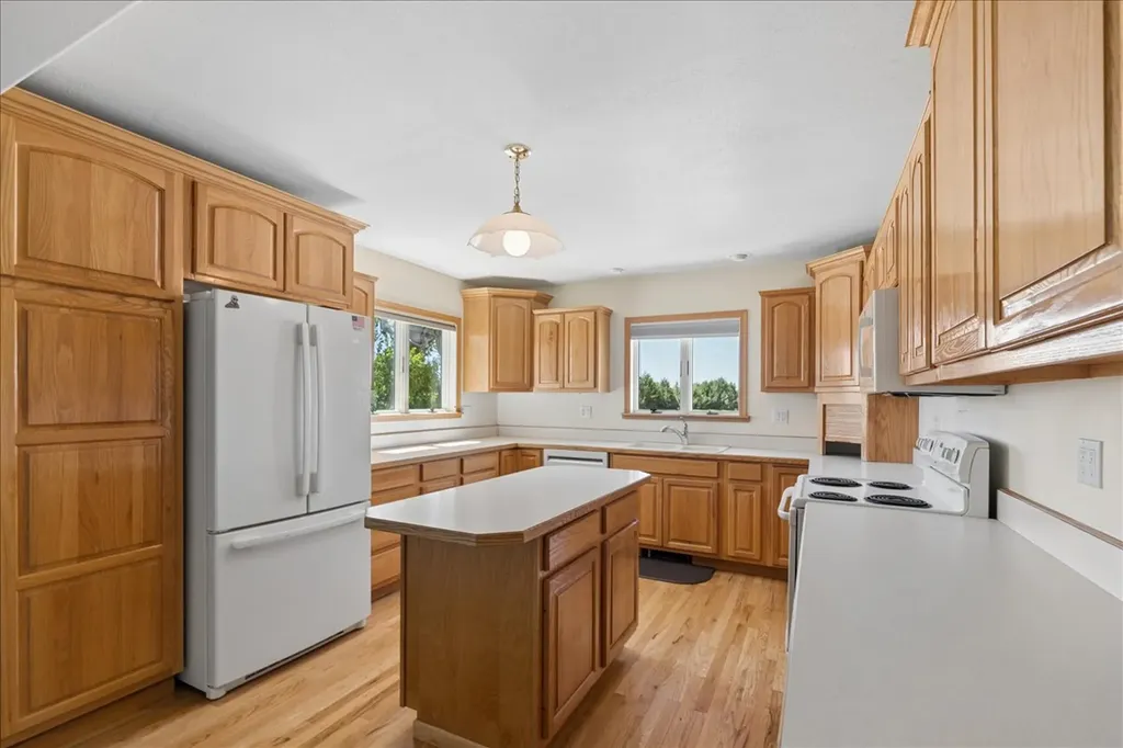 475 Us Highway 89 Vaughn MT 59487