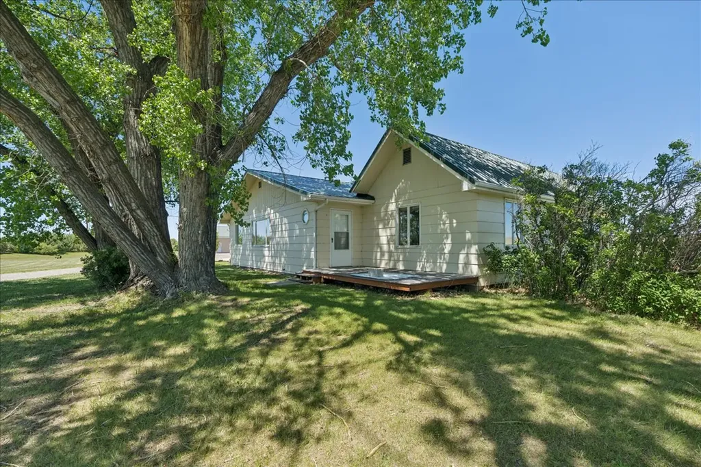 475 Us Highway 89 Vaughn MT 59487