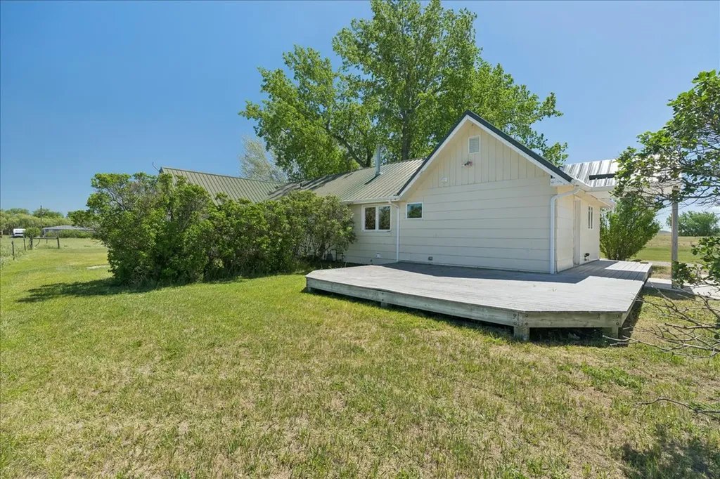 475 Us Highway 89 Vaughn MT 59487