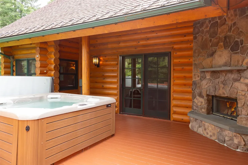 20 Wood Ridge Drive Columbia Falls MT 59912