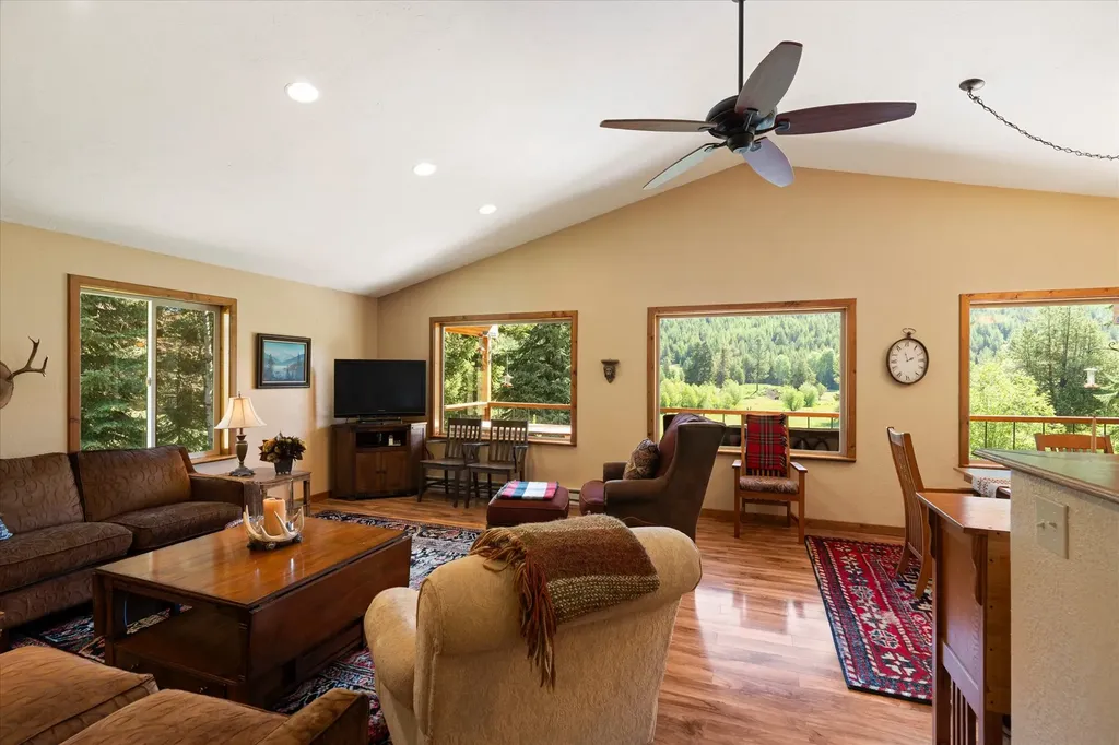 185 Bayhorse Road Libby MT 59923