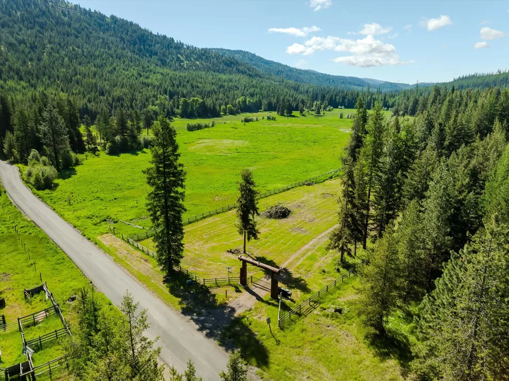 185 Bayhorse Road Libby MT 59923