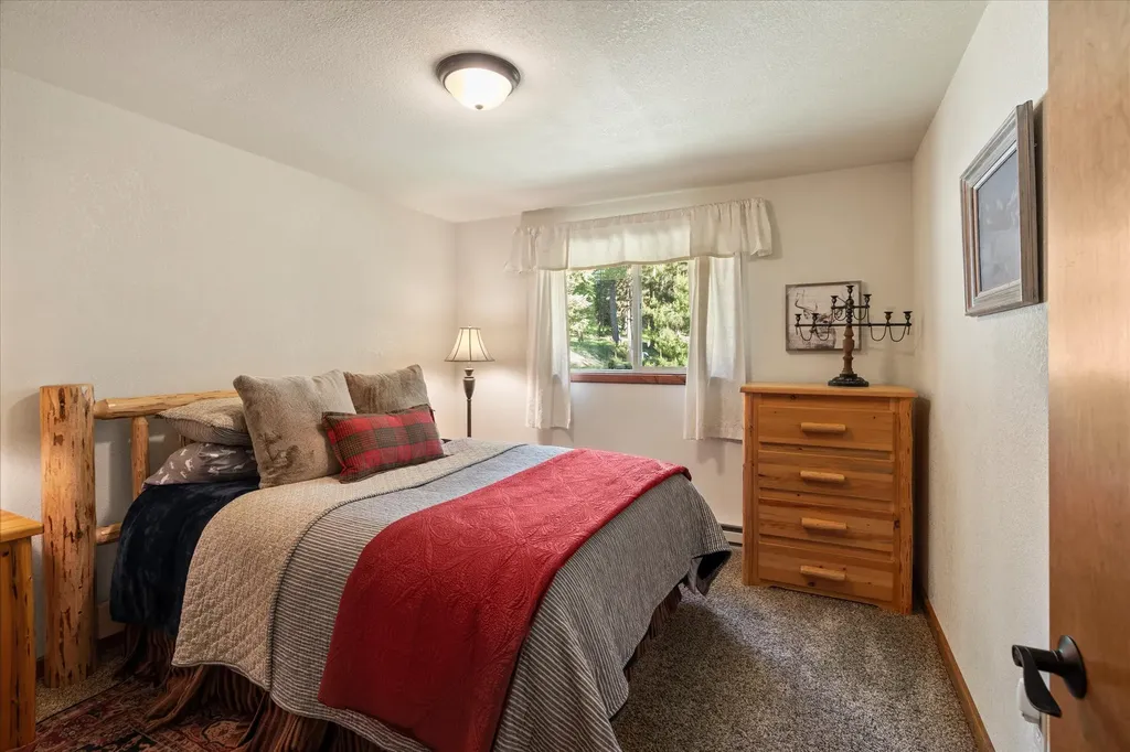 185 Bayhorse Road Libby MT 59923