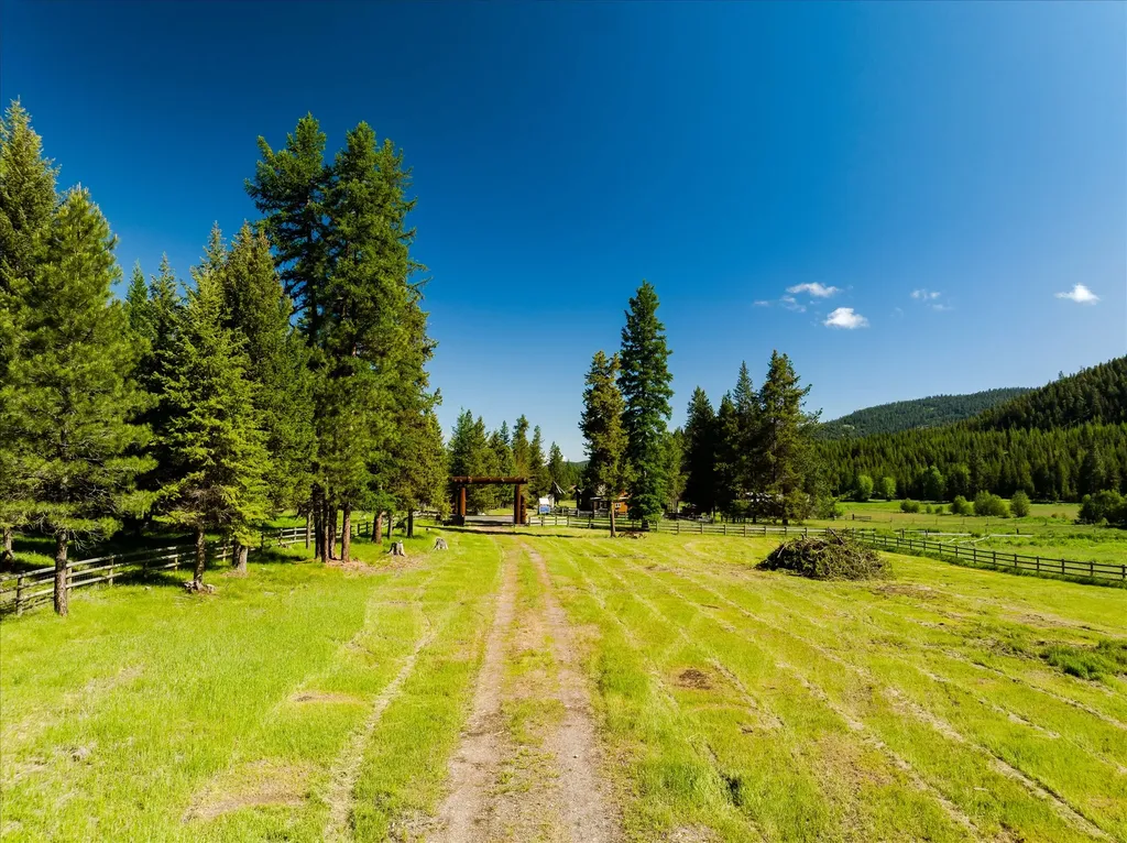 185 Bayhorse Road Libby MT 59923