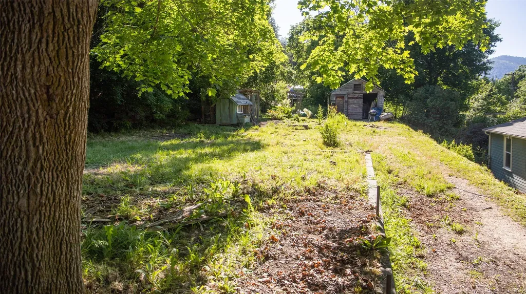 103 5th Street Alberton MT 59820