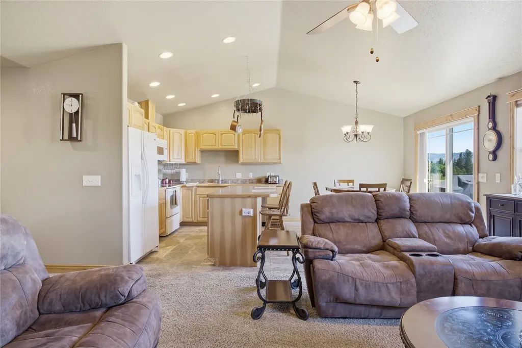 5874 Canyon Vista Drive Florence MT 59833