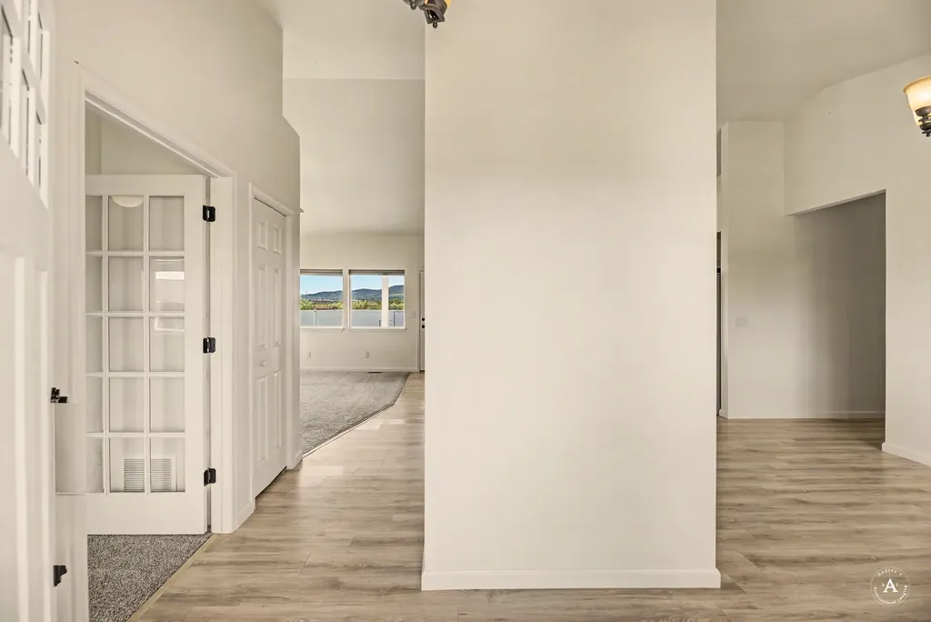 1322 Cambray Loop Helena MT 59602