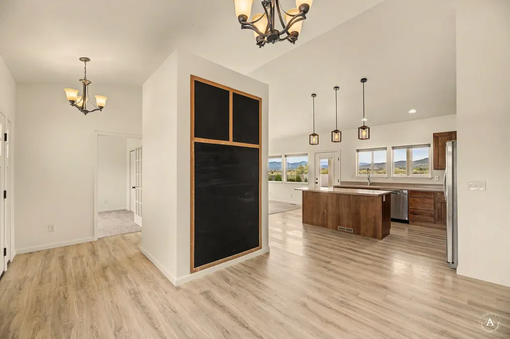 1322 Cambray Loop Helena MT 59602