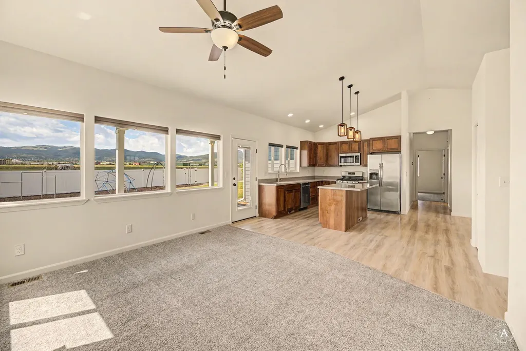 1322 Cambray Loop Helena MT 59602