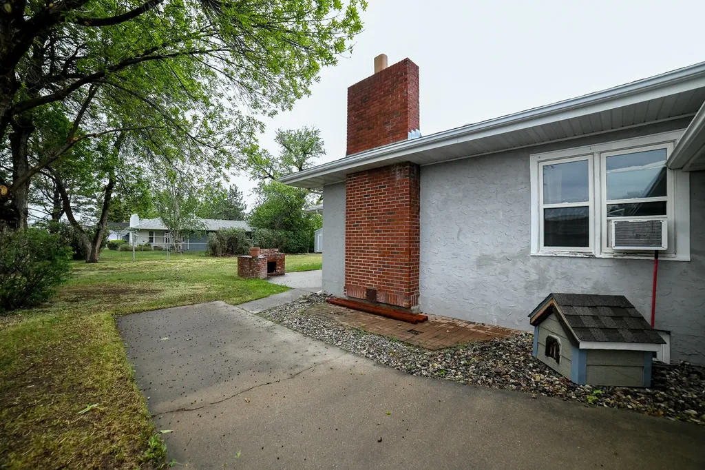 2127 1st Avenue SW Great Falls MT 59404