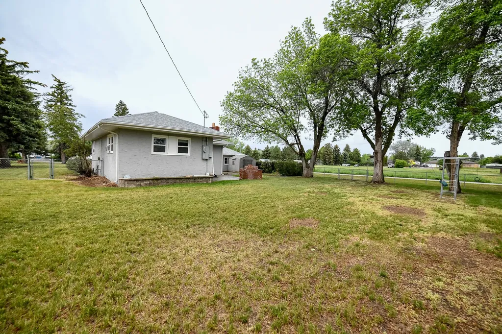 2127 1st Avenue SW Great Falls MT 59404