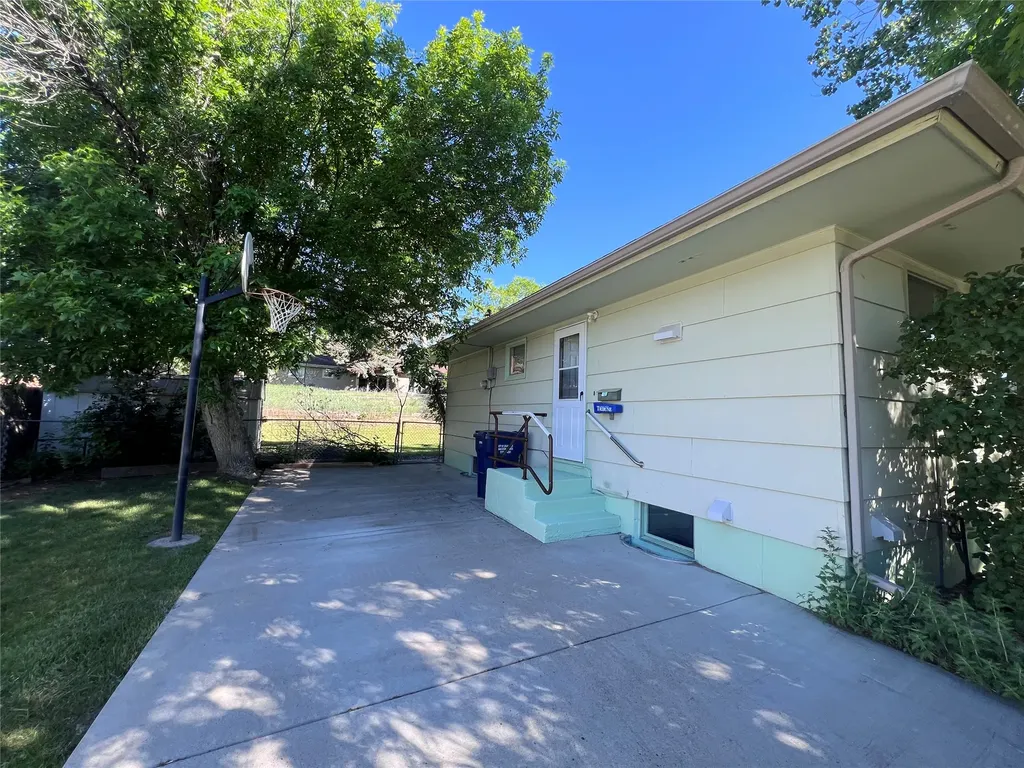 812 49th Street S Great Falls MT 59405
