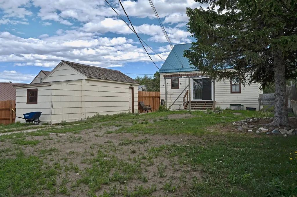 126 9th Avenue SE Cut Bank MT 59427
