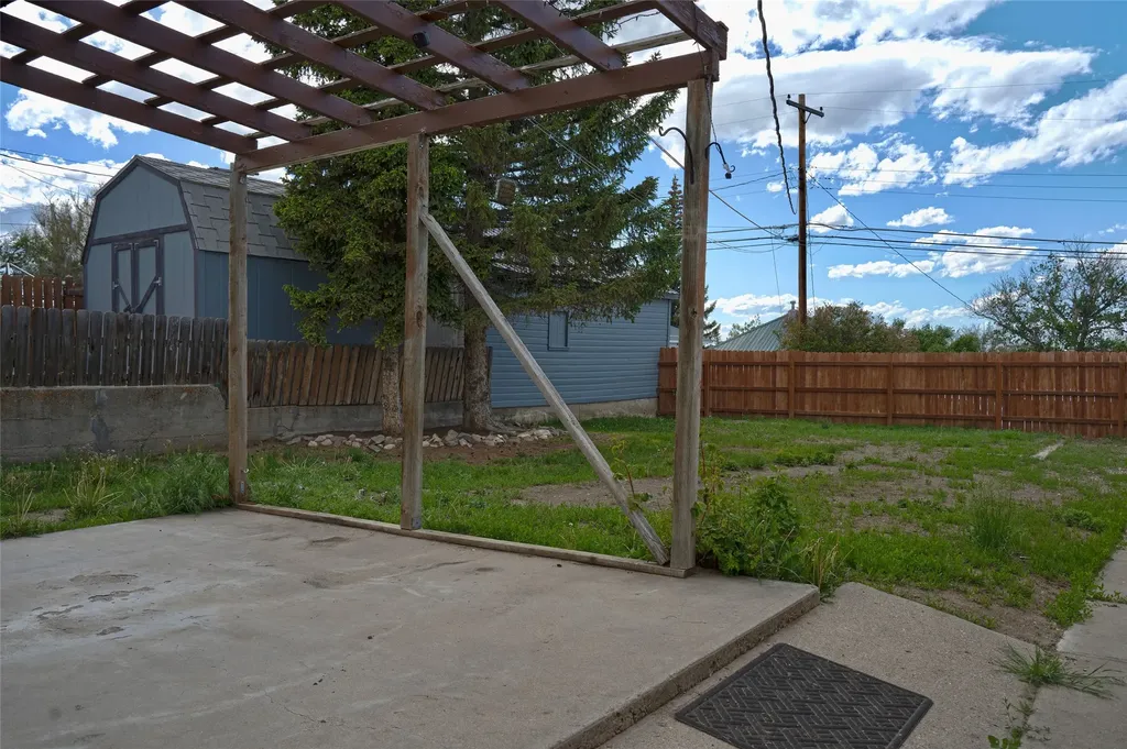 126 9th Avenue SE Cut Bank MT 59427
