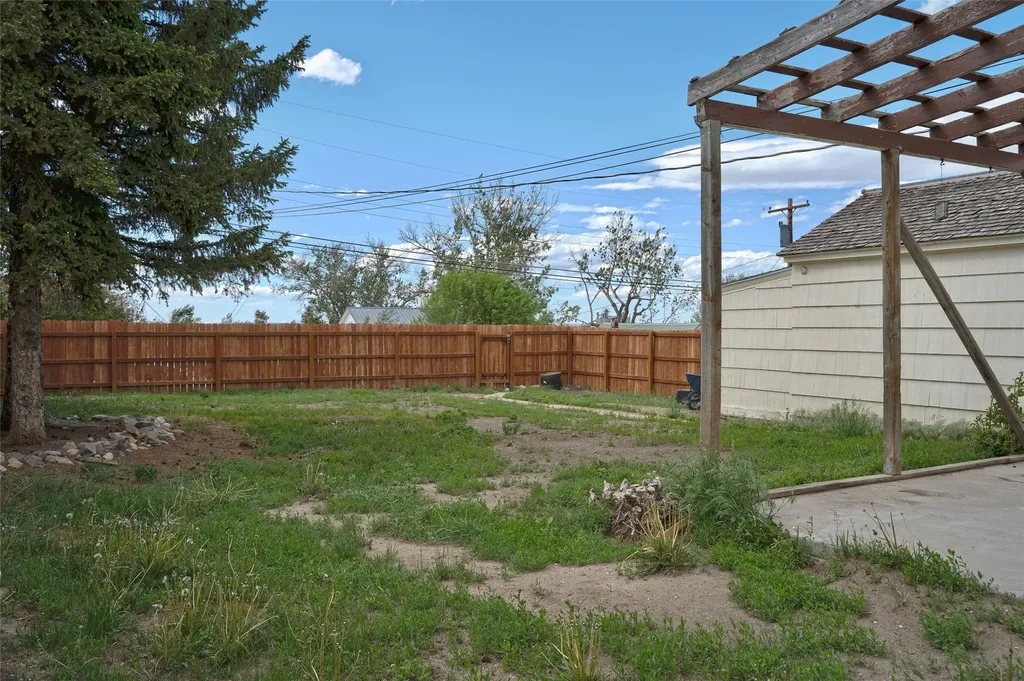 126 9th Avenue SE Cut Bank MT 59427
