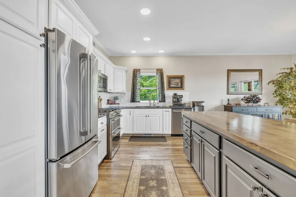 165 Sylvan Drive Bigfork MT 59911