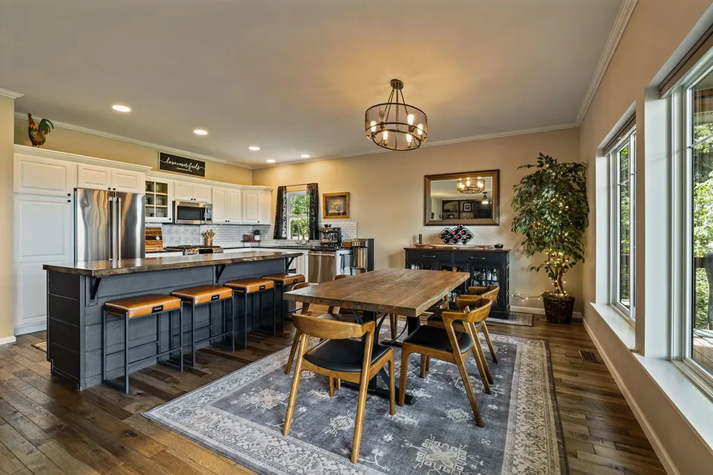 165 Sylvan Drive Bigfork MT 59911