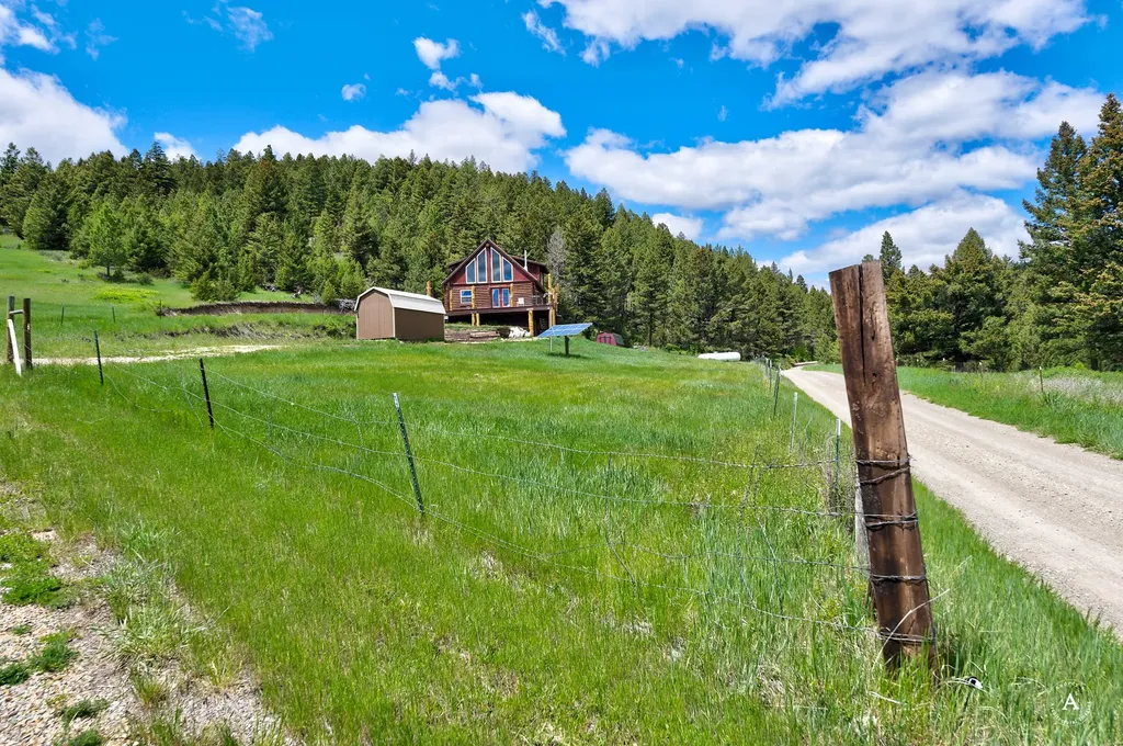 7210 Spring Creek Trail Helena MT 59602