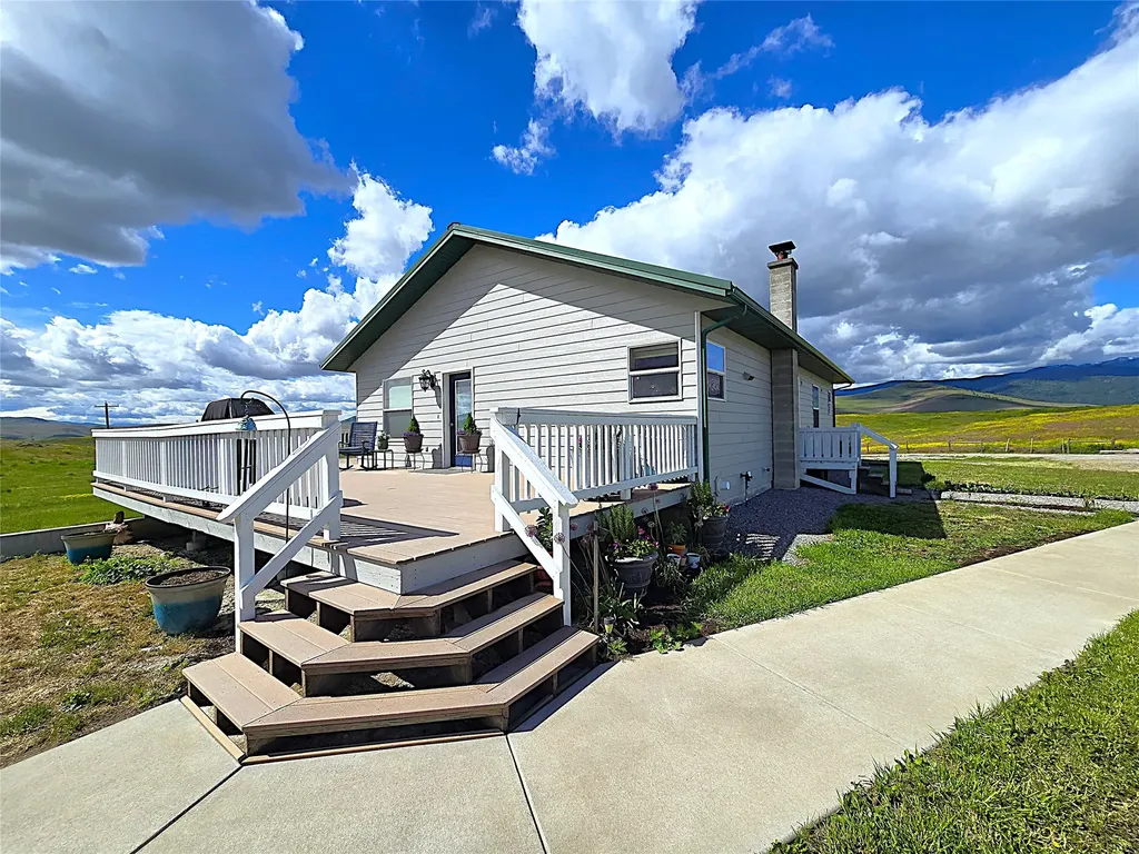 33 Garcon Gulch Road Hot Springs MT 59845