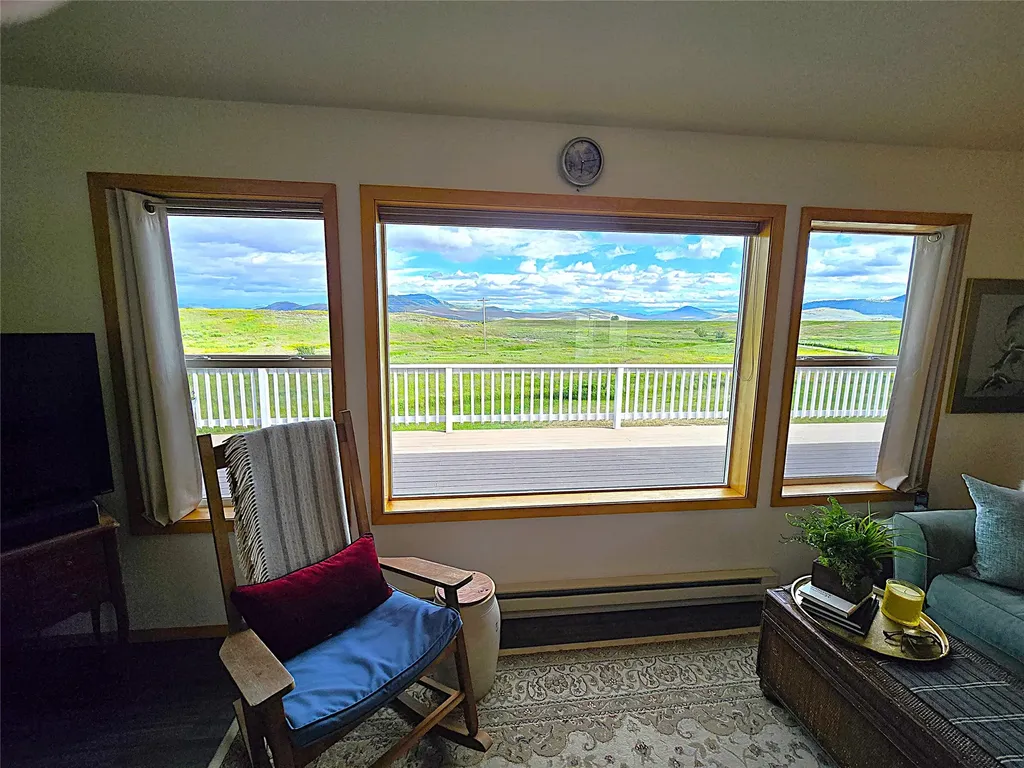 33 Garcon Gulch Road Hot Springs MT 59845