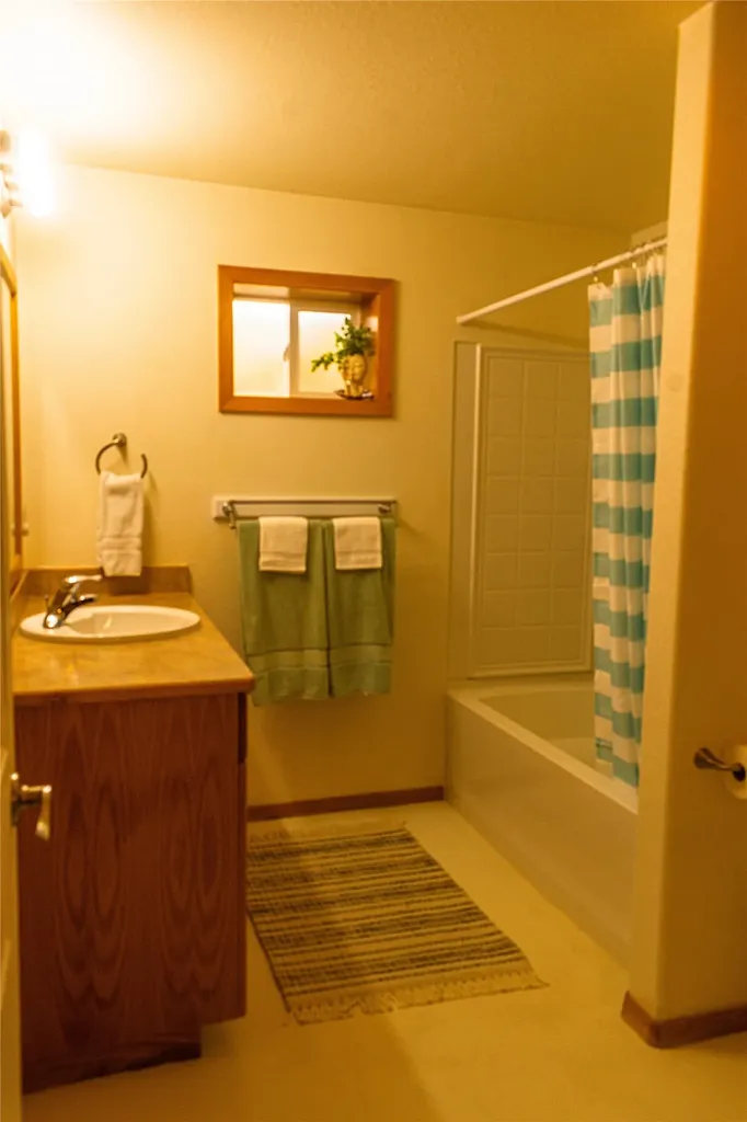 33 Garcon Gulch Road Hot Springs MT 59845